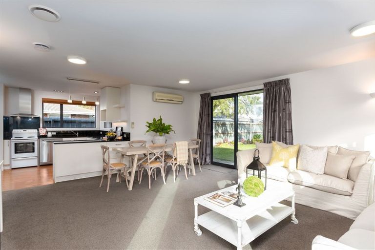 Photo of property in 34 Toorak Avenue, Avonhead, Christchurch, 8042