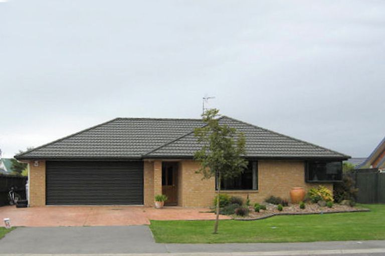 Photo of property in 74 Lowes Road, Rolleston, 7614