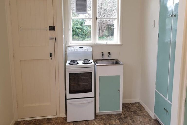 Photo of property in 61 Lincoln Avenue, Epuni, Lower Hutt, 5011