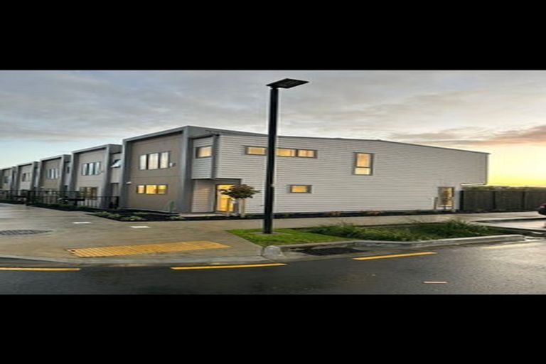 Photo of property in 15 Green Bamboo Road, Hobsonville, Auckland, 0616