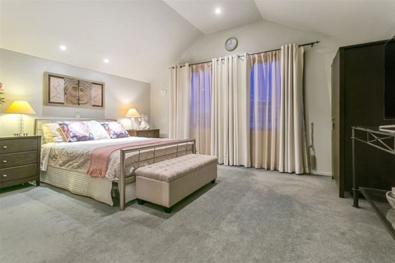 Photo of property in 14 Hastings Road, Mairangi Bay, Auckland, 0630