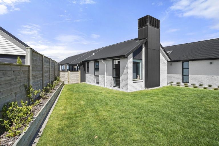 Photo of property in 8 Goldstone Place, Omokoroa, 3114