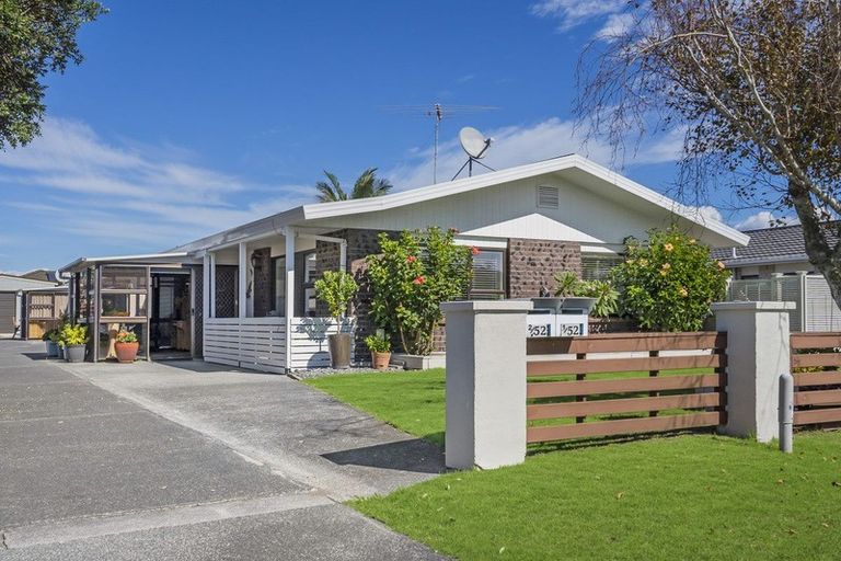 Photo of property in 1/52 Florence Avenue, Orewa, 0931