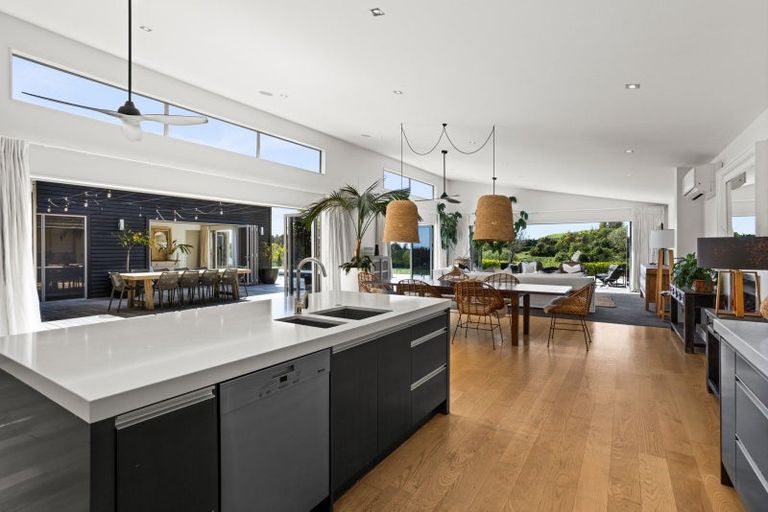 Photo of property in 257 Black Barn Road, Havelock North, 4294