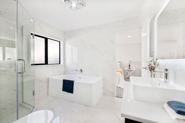 Photo of property in 12 Freshland Drive, Flat Bush, Auckland, 2019