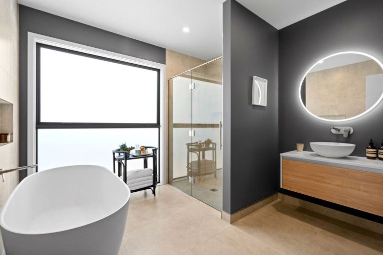 Photo of property in 12 Coralie Place, Lansdowne, Masterton, 5810