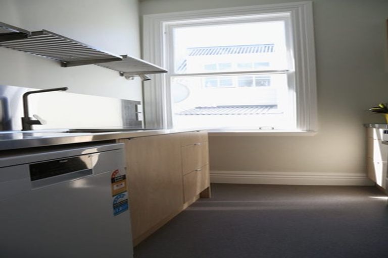 Photo of property in 12u1 Myrtle Crescent, Mount Cook, Wellington, 6021