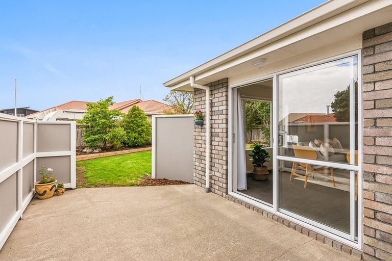Photo of property in 24 Rangiatea Street, Paraparaumu Beach, Paraparaumu, 5032