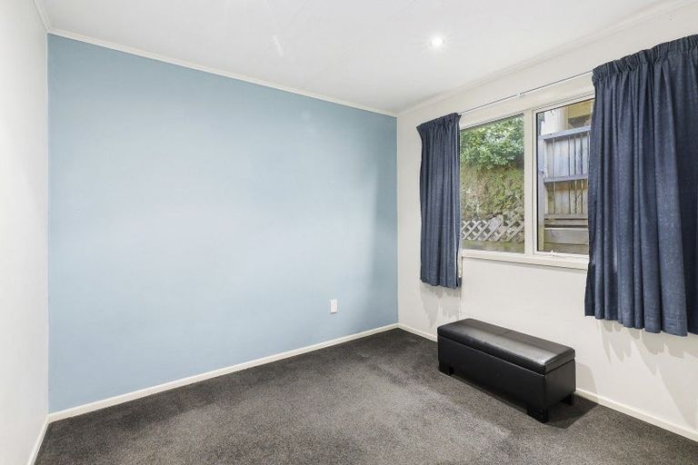 Photo of property in 16 Orchy Crescent, Southgate, Wellington, 6023