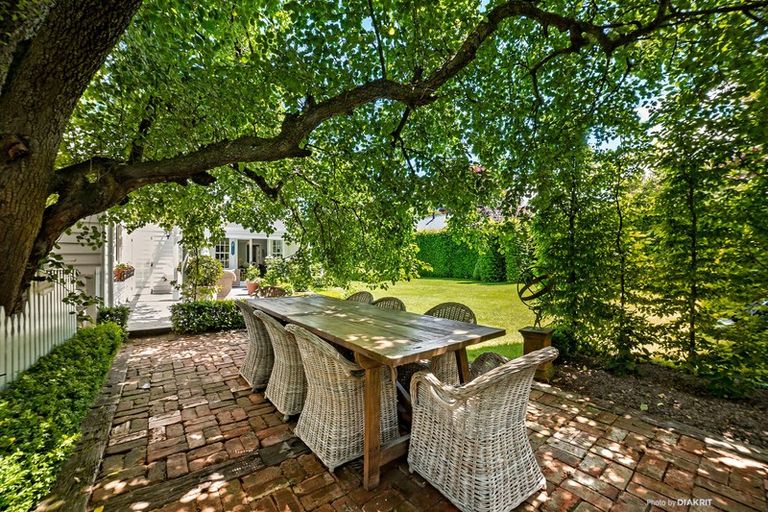 Photo of property in Wyett House, 12 Main Street, Greytown, 5712