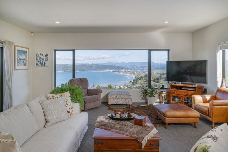 Photo of property in 69 Centennial Drive, Whitianga, 3510