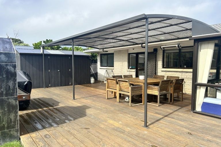 Photo of property in 5 Oriwa Street, Waikanae, 5036