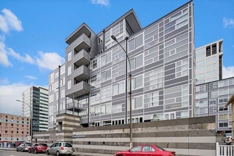 Photo of property in St Pauls Apartments, 75/43u Mulgrave Street, Thorndon, Wellington, 6011