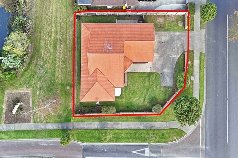 Photo of property in 120 Dominion Road, Papakura, 2110