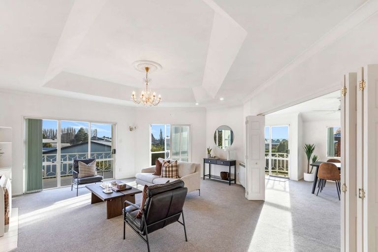 Photo of property in 43 Aotea Crescent, Gore, 9710