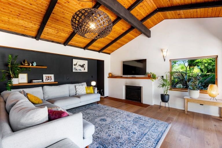 Photo of property in 16 Miller Street, Otane, 4202