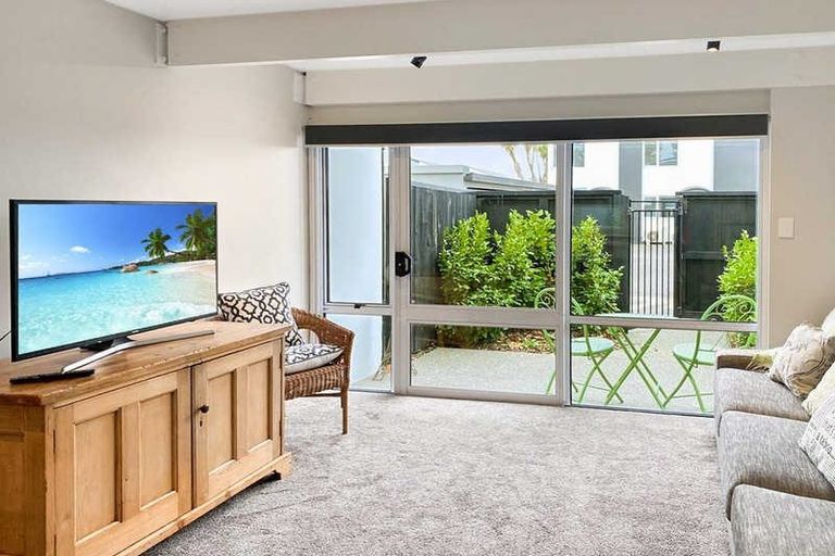 Photo of property in 7/18 Salisbury Street, Christchurch Central, Christchurch, 8013