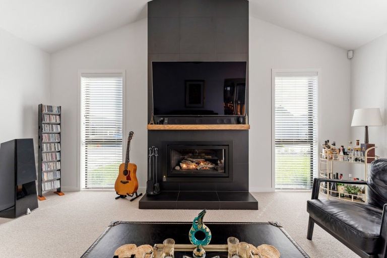 Photo of property in 8 Tiaki Lane, Matakana, 0985