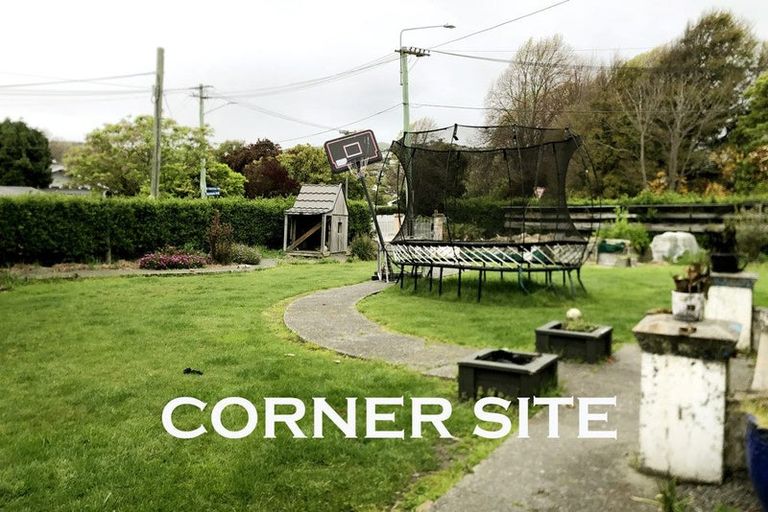 Photo of property in 39 Saint Martins Road, Saint Martins, Christchurch, 8022