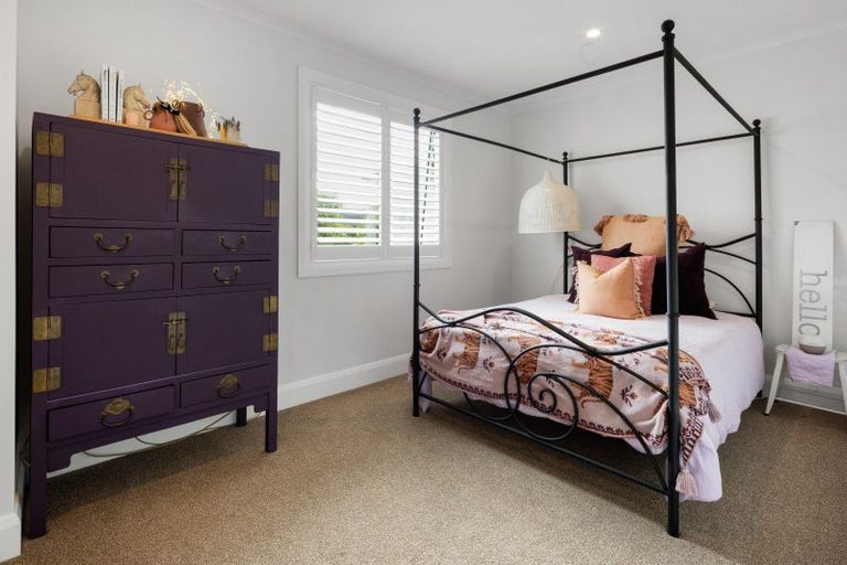 Photo of property in 83 Saint Kilda Road, Cambridge, 3434