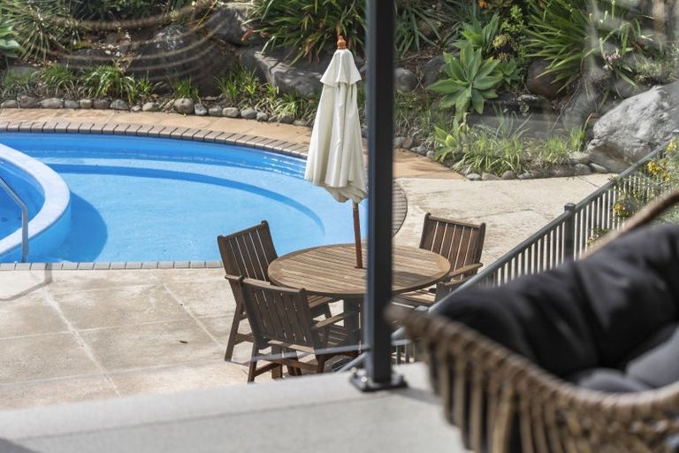 Photo of property in 31 Holly Road, St Albans, Christchurch, 8014