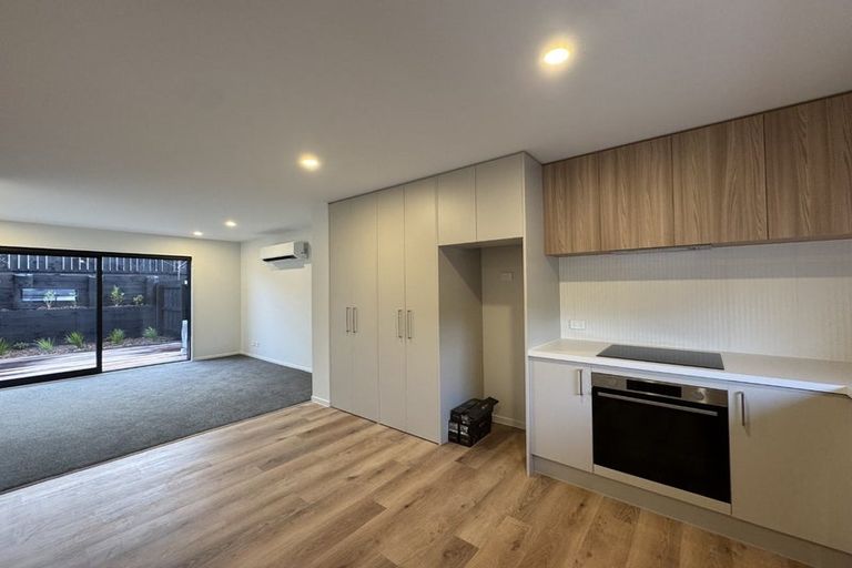Photo of property in 8/42 Brandon Road, Glen Eden, Auckland, 0602
