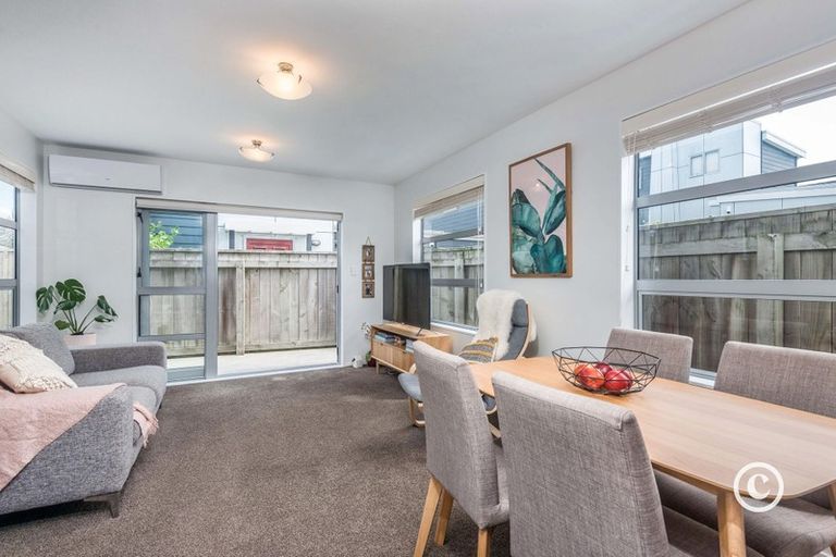 Photo of property in 14-f2 Tireti Road, Titahi Bay, Porirua, 5022