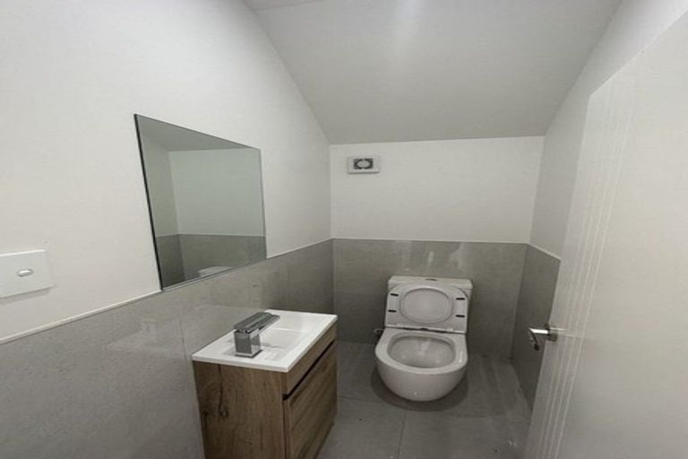 Photo of property in 29a Sheridan Drive, New Lynn, Auckland, 0600