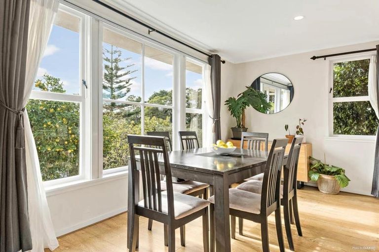Photo of property in 47 Lysander Crescent, Beach Haven, Auckland, 0626