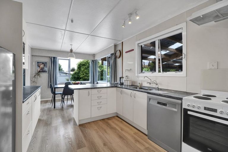 Photo of property in 44 Oberon Street, Stratford, 4332