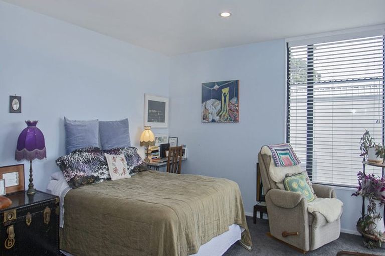 Photo of property in 203 Marine Parade, Mount Maunganui, 3116