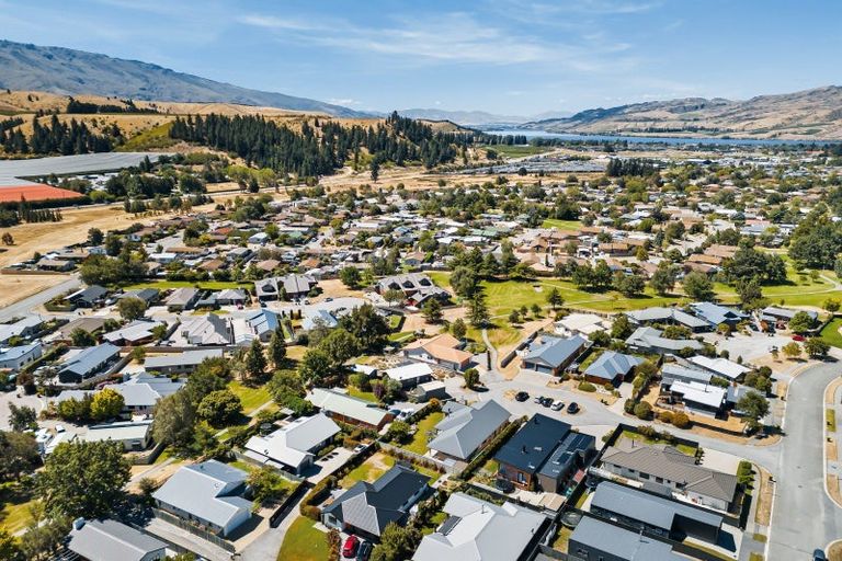 Photo of property in 6 Hartley Court, Cromwell, 9310