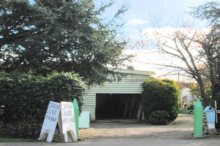 Photo of property in 122 Main Road, Waikanae, 5036