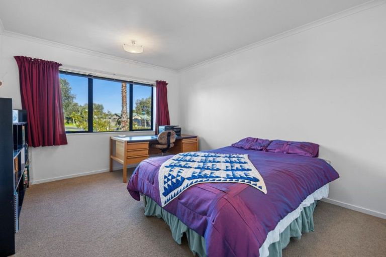 Photo of property in 38 Corinth Grove, Papamoa Beach, Papamoa, 3118
