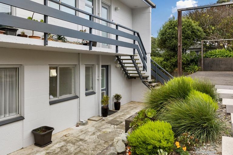 Photo of property in 74u8 Dominion Park Street, Johnsonville, Wellington, 6037