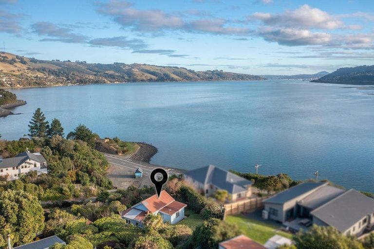 Photo of property in 1 Luss Road, Company Bay, Dunedin, 9014