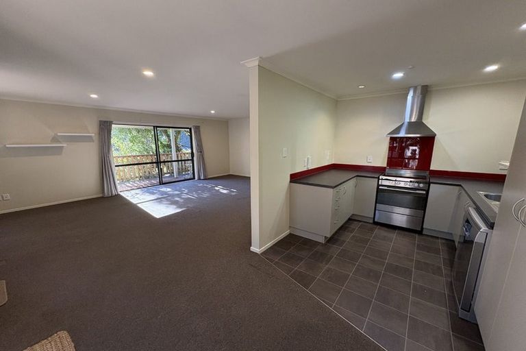 Photo of property in 66a Elmslie Road, Pinehaven, Upper Hutt, 5019