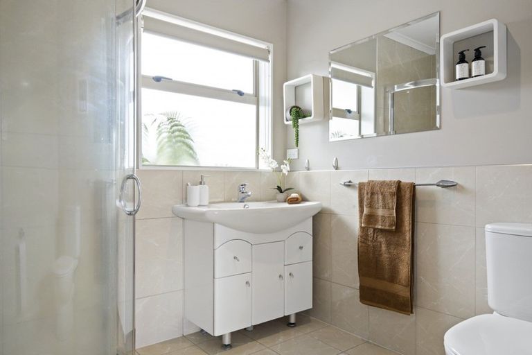 Photo of property in 14a Ridgeway Road, Pukekohe, 2120