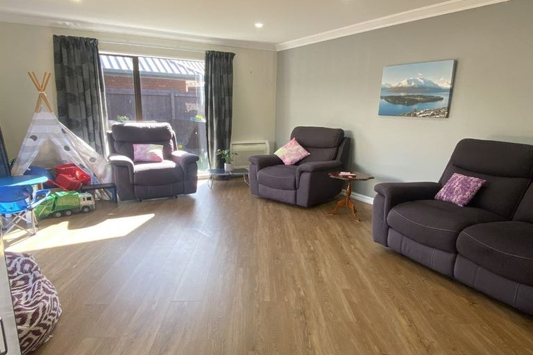 Photo of property in 1/6 Broadfell Avenue, Avonhead, Christchurch, 8042