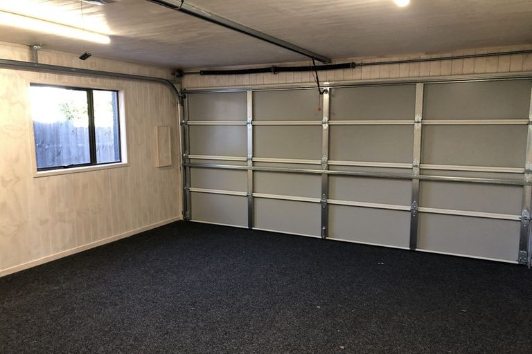 Photo of property in 2/12 Stanley Avenue, Milford, Auckland, 0620