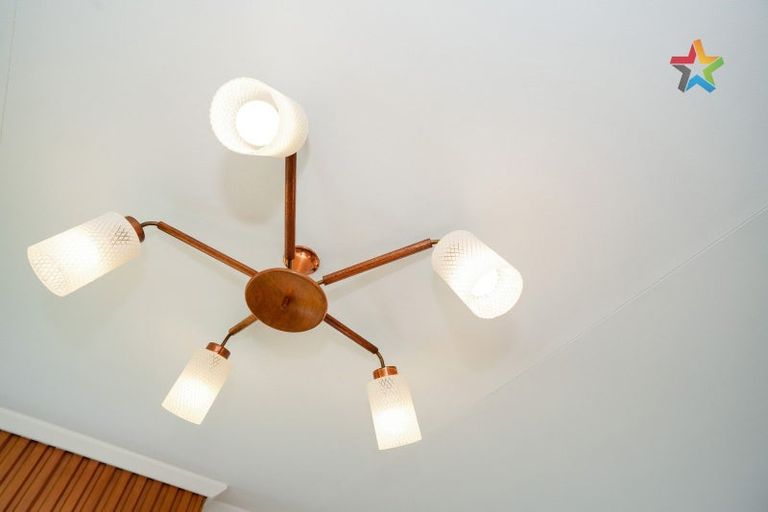 Photo of property in 6 Pine Crescent, Hargest, Invercargill, 9810