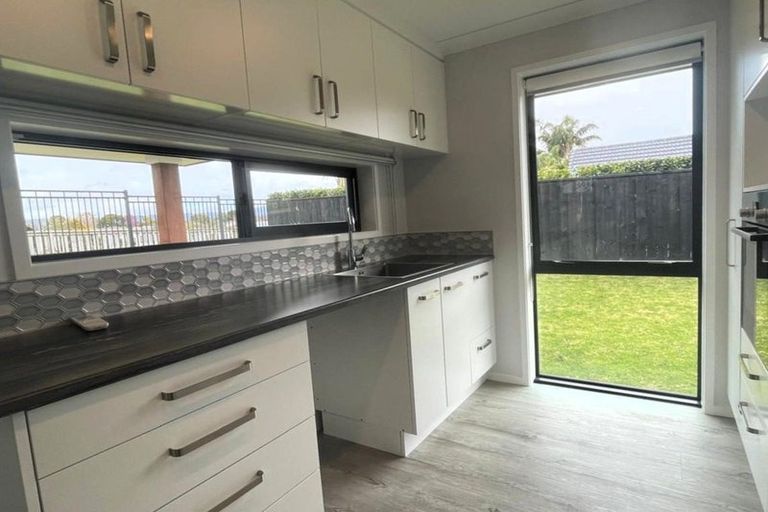 Photo of property in 5 Fairwayview Drive, Omokoroa, 3114