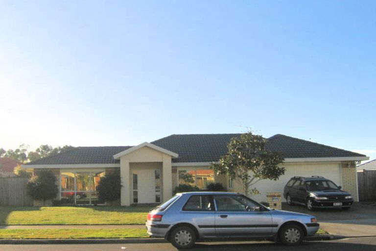 Photo of property in 66 Redcastle Drive, East Tamaki, Auckland, 2013