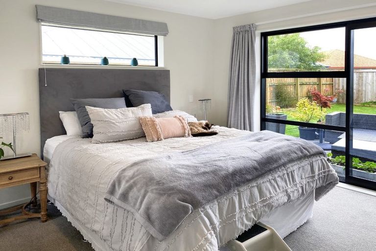 Photo of property in 33 Fairbairn Road, Rolleston, 7614