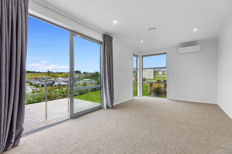 Photo of property in 30 Kiritiana Close, Pyes Pa, Tauranga, 3112