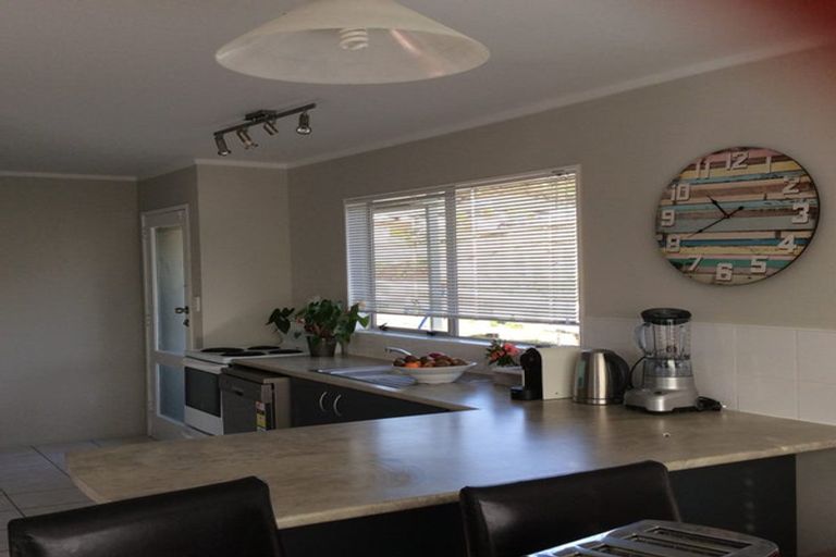 Photo of property in 38 Staithes Drive North, Whitby, Porirua, 5024