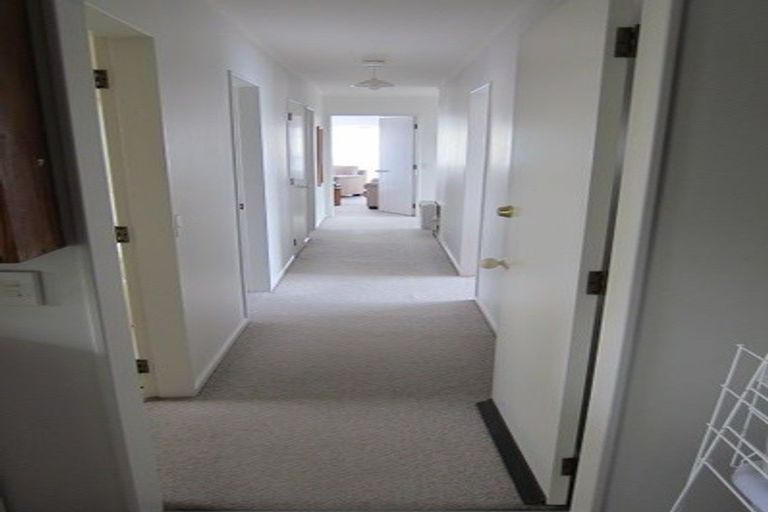 Photo of property in 27f1 Bould Street, Johnsonville, Wellington, 6037