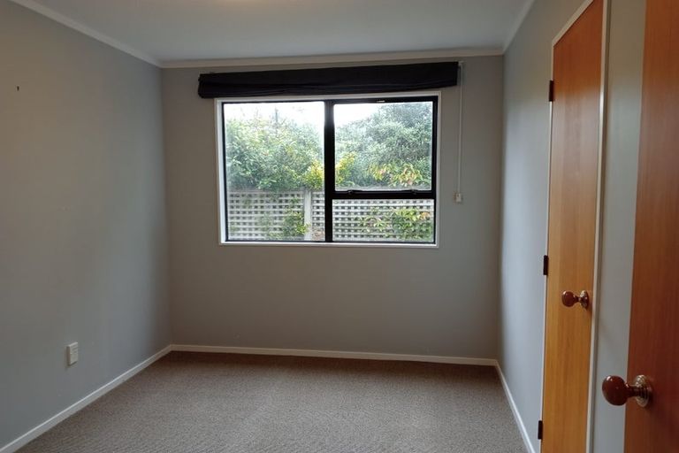 Photo of property in 32b Sailmaker Close, Whitby, Porirua, 5024