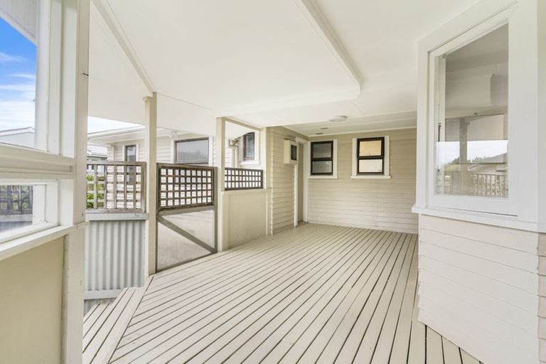 Photo of property in 1/49 Kelvin Road, Papakura, 2110