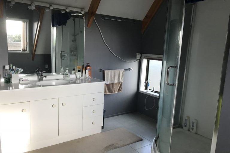 Photo of property in 63b/1 Colwill Road, Massey, Auckland, 0614